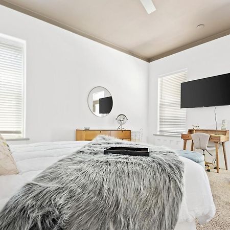 115 N Main Huge 2 Bedroom Unit On Main Street Saint Charles 외부 사진