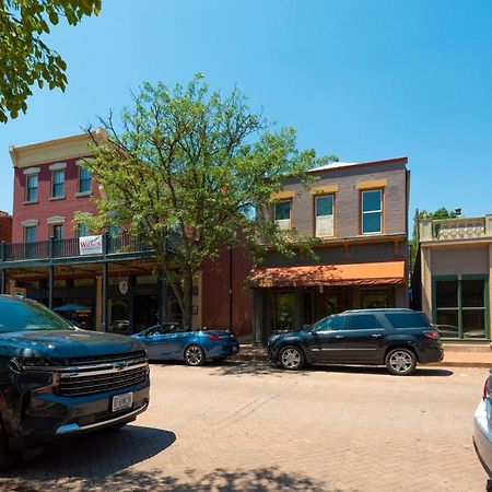115 N Main Huge 2 Bedroom Unit On Main Street Saint Charles 외부 사진